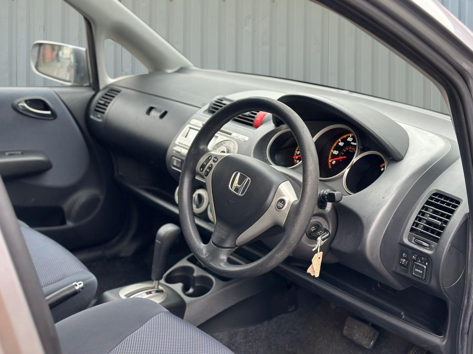 Honda Jazz 1.4 i-DSI SE Hatchback 5dr Petrol CVT-7 (139 g/km, 82 bhp)