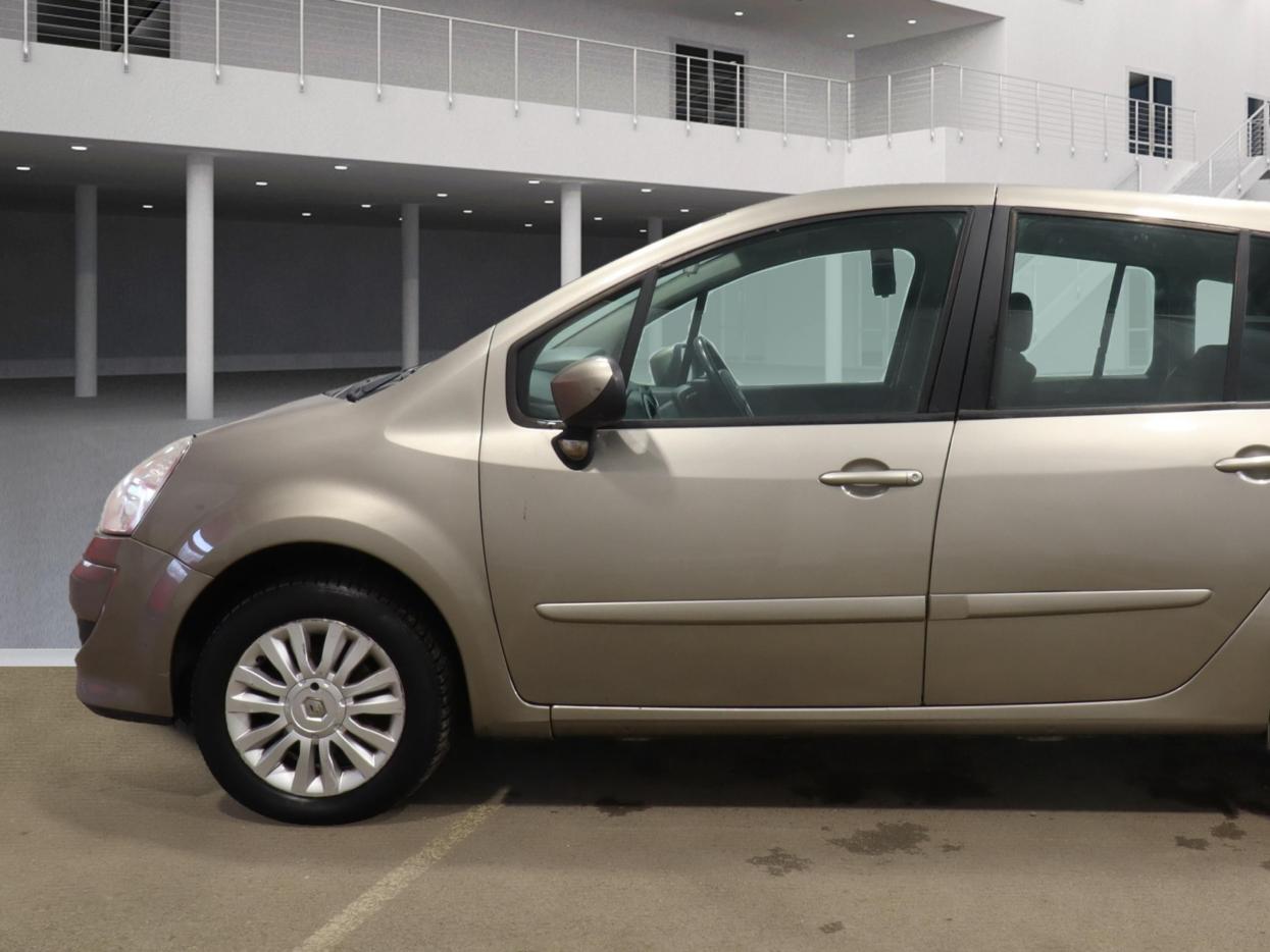 Renault Grand Modus 1.6 VVT Dynamique MPV 5dr Petrol Auto Euro 5 (111 ps)