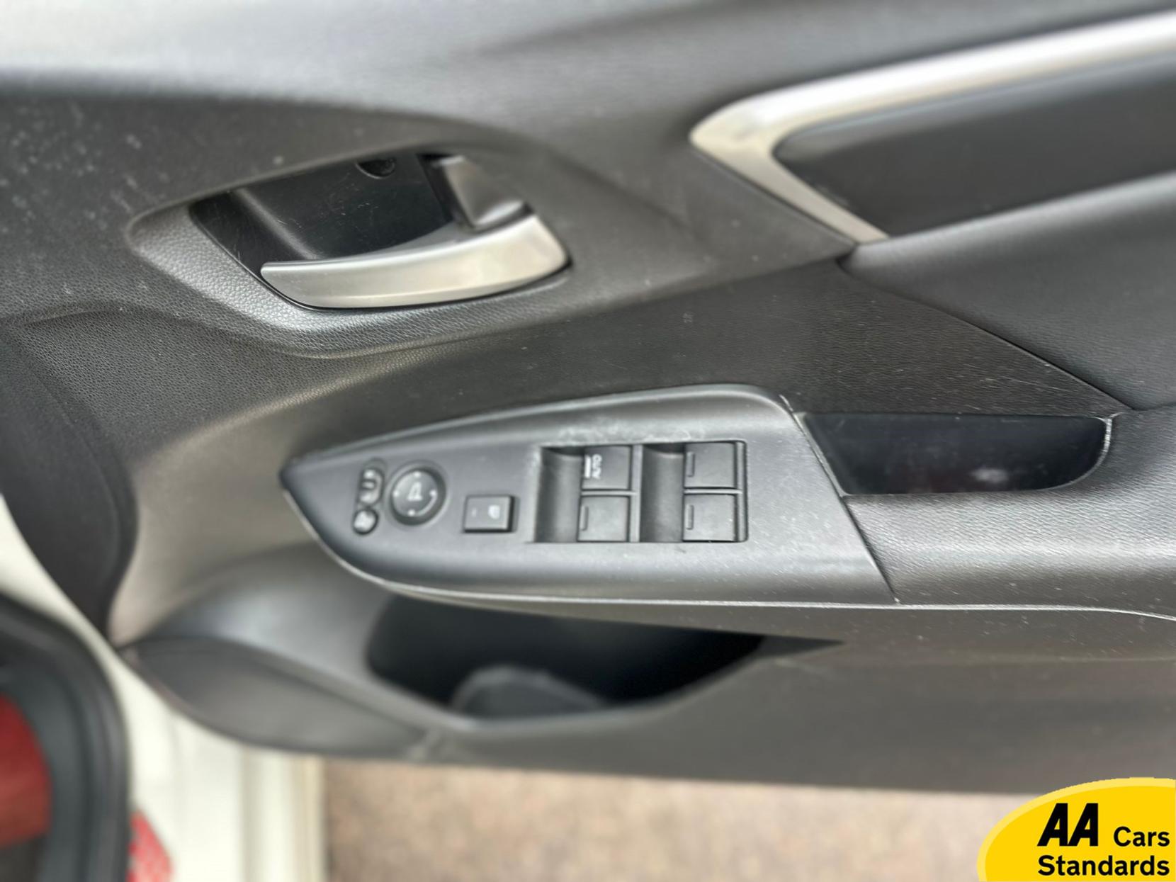 Honda Jazz 1.5 EXL-T Hatchback (2008 - 2015)