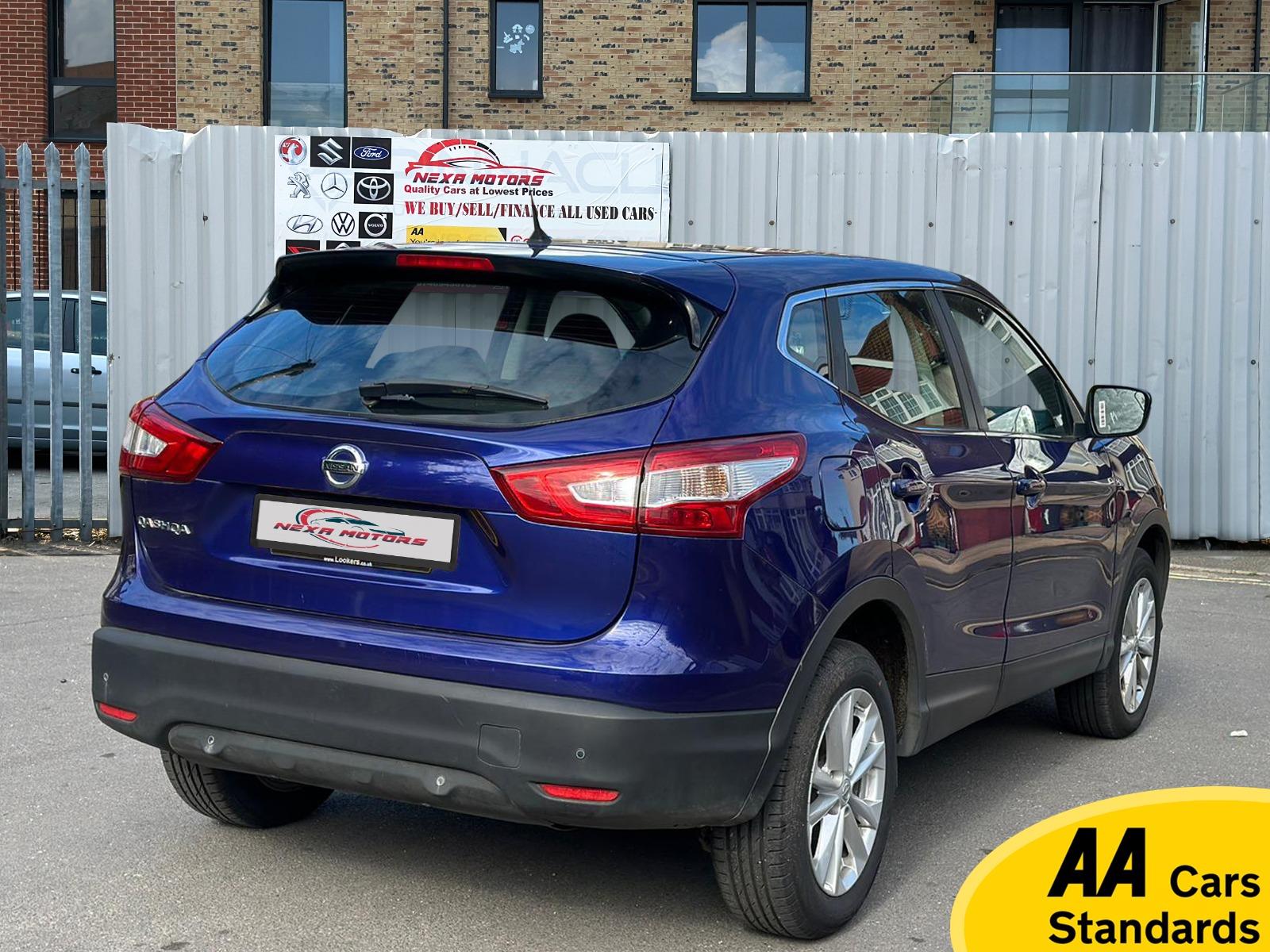 Nissan Qashqai 1.2 DIG-T Acenta Premium SUV 5dr Petrol Manual 2WD Euro 5 (s/s) (115 ps)