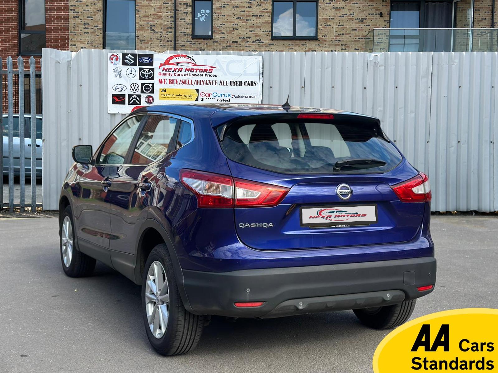 Nissan Qashqai 1.2 DIG-T Acenta Premium SUV 5dr Petrol Manual 2WD Euro 5 (s/s) (115 ps)