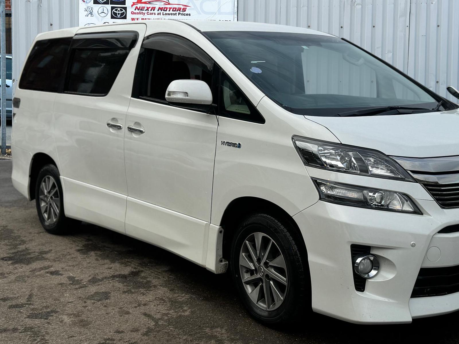 Toyota Vellfire 2.4