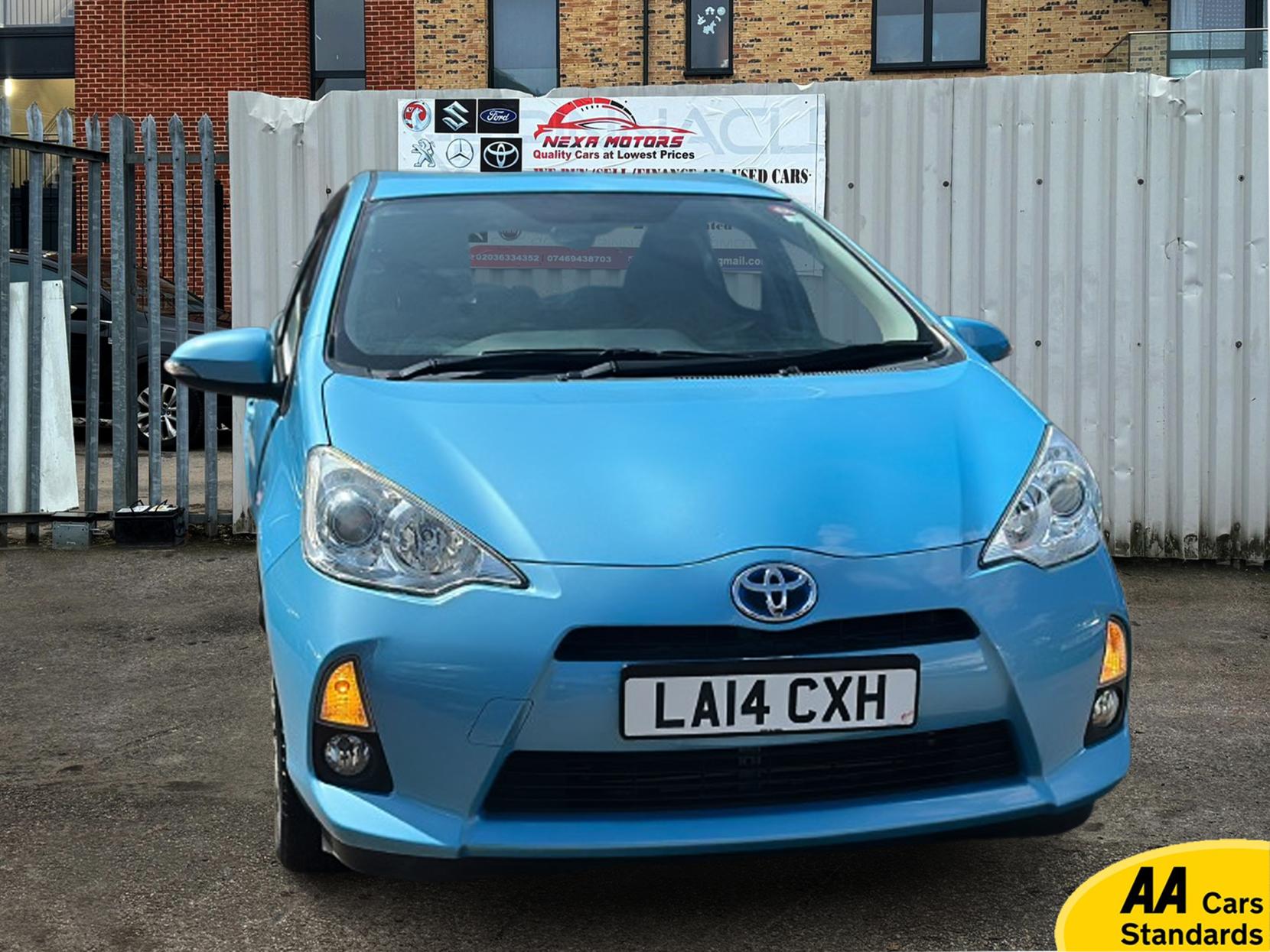 Toyota Yaris 1.5 VVT-h Icon Plus Hatchback 5dr Petrol Hybrid CVT Euro 5 (101 ps)