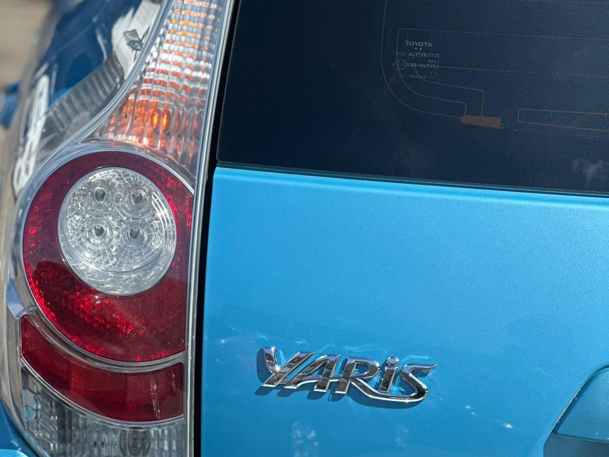 Toyota Yaris 1.5 VVT-h Icon Plus Hatchback 5dr Petrol Hybrid CVT Euro 5 (101 ps)