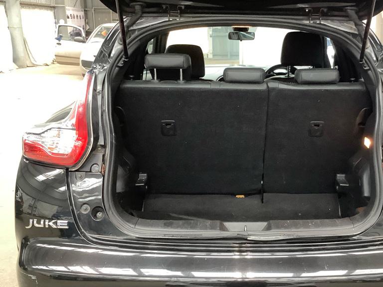 Nissan Juke 1.6 Tekna SUV 5dr Petrol XTRON Euro 6 (117 ps)