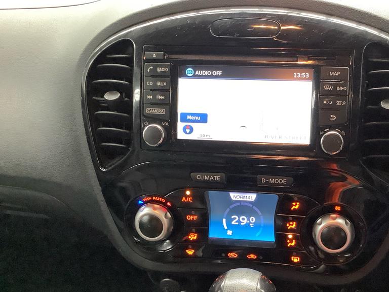 Nissan Juke 1.6 Tekna SUV 5dr Petrol XTRON Euro 6 (117 ps)