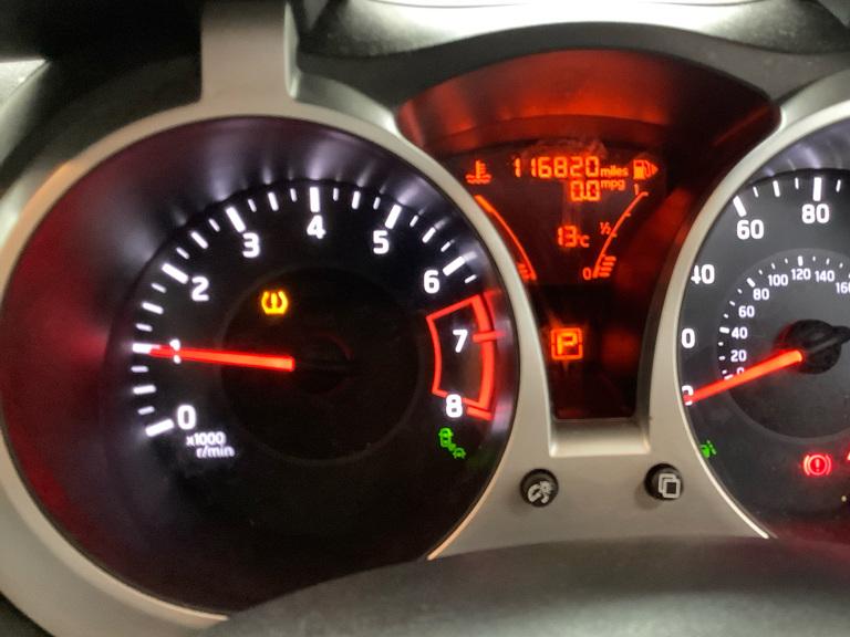 Nissan Juke 1.6 Tekna SUV 5dr Petrol XTRON Euro 6 (117 ps)