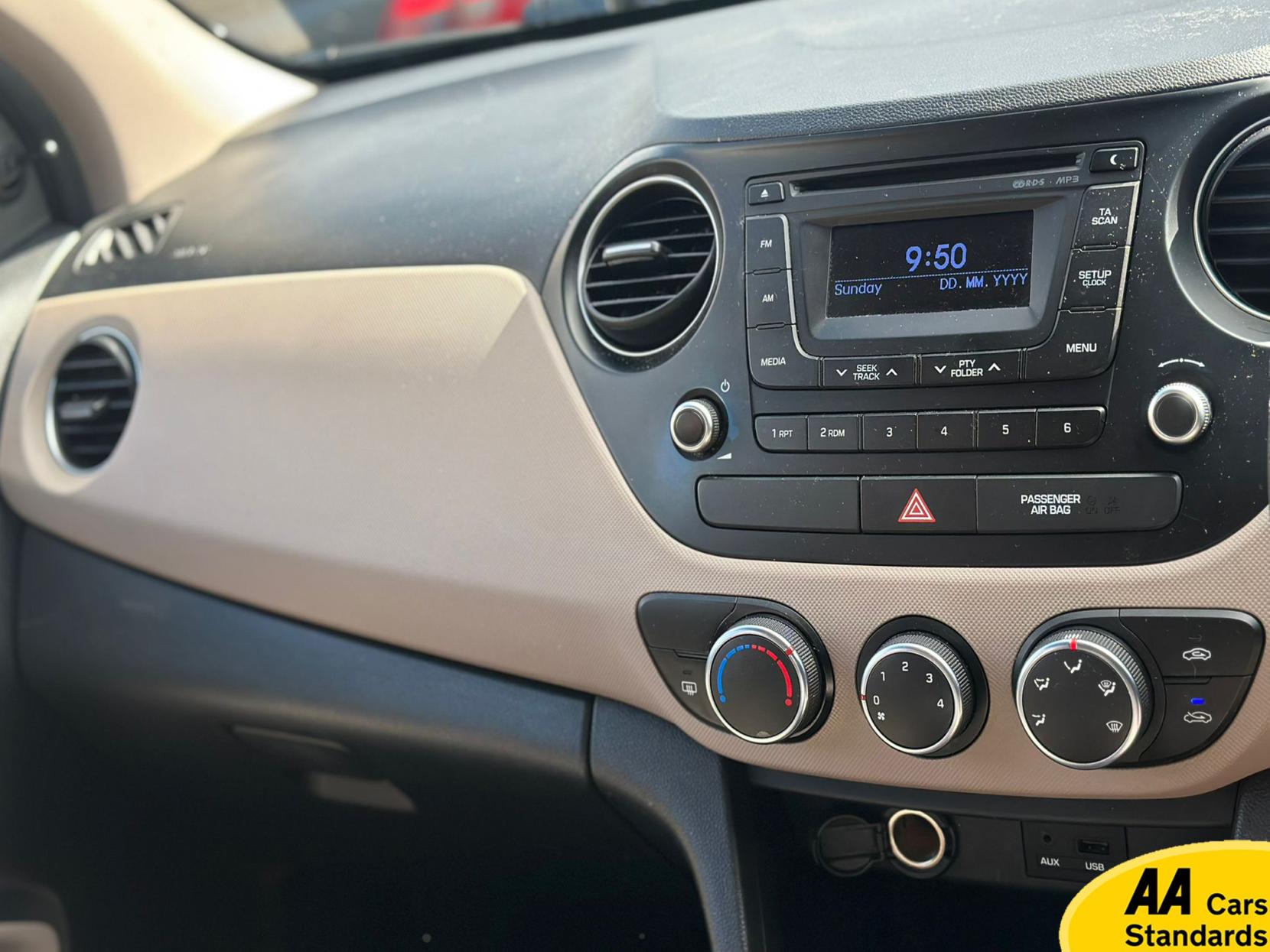 Hyundai i10 1.0 S Hatchback 5dr Petrol Manual Euro 5 (66 ps)