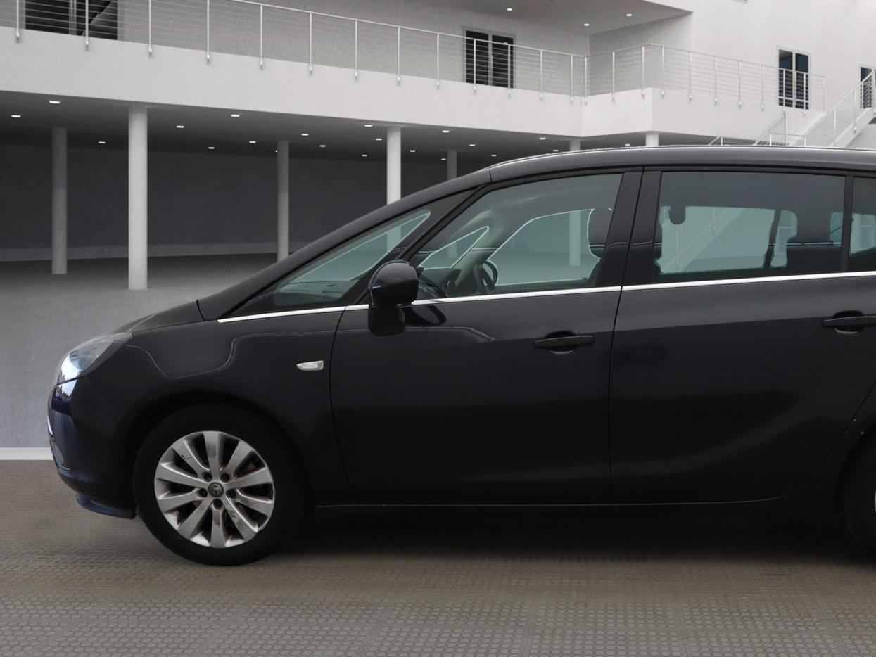 Vauxhall Zafira Tourer 1.4i Turbo Tech Line MPV 5dr Petrol Manual Euro 6 (140 ps)