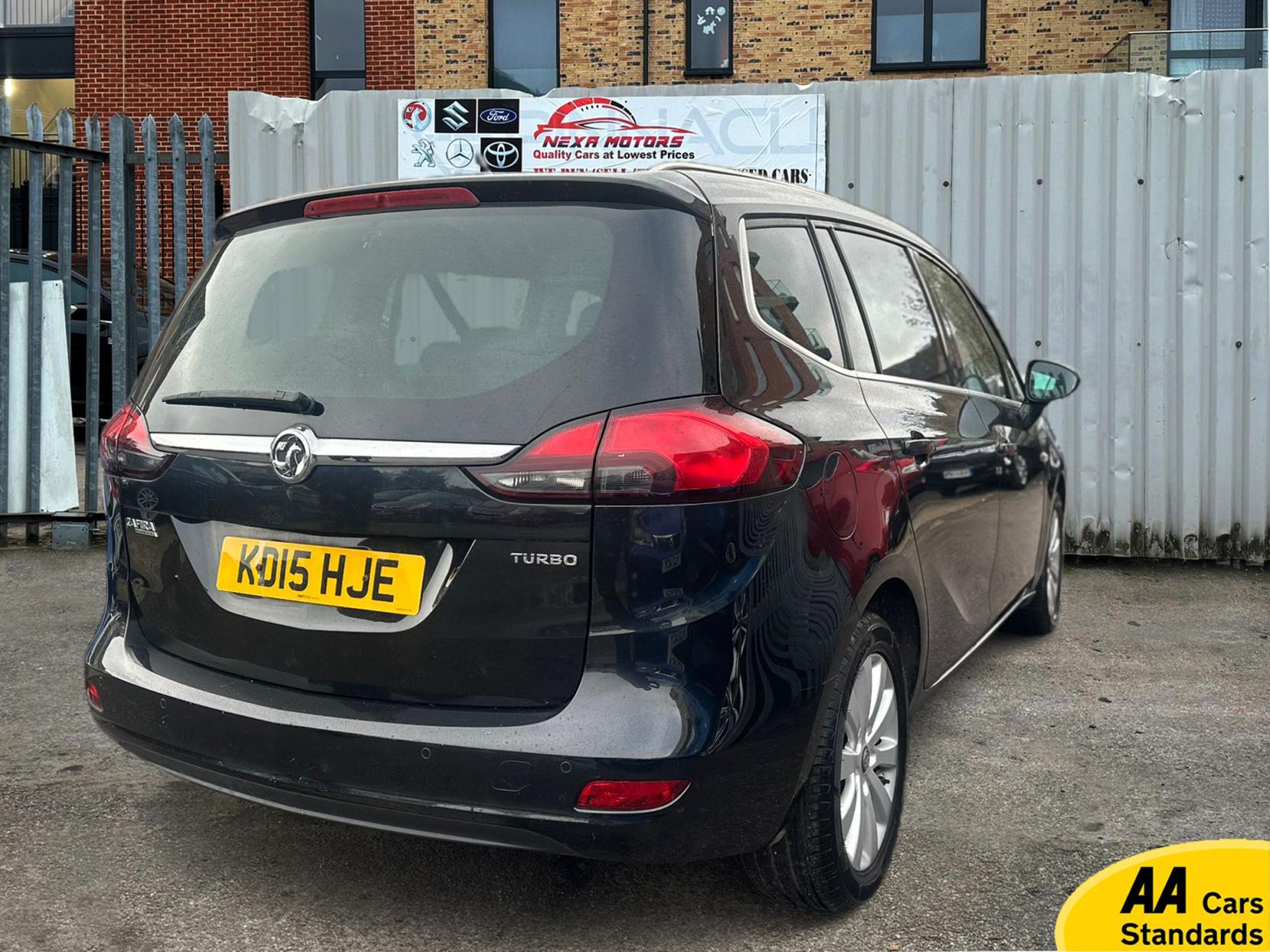 Vauxhall Zafira Tourer 1.4i Turbo Tech Line MPV 5dr Petrol Manual Euro 6 (140 ps)