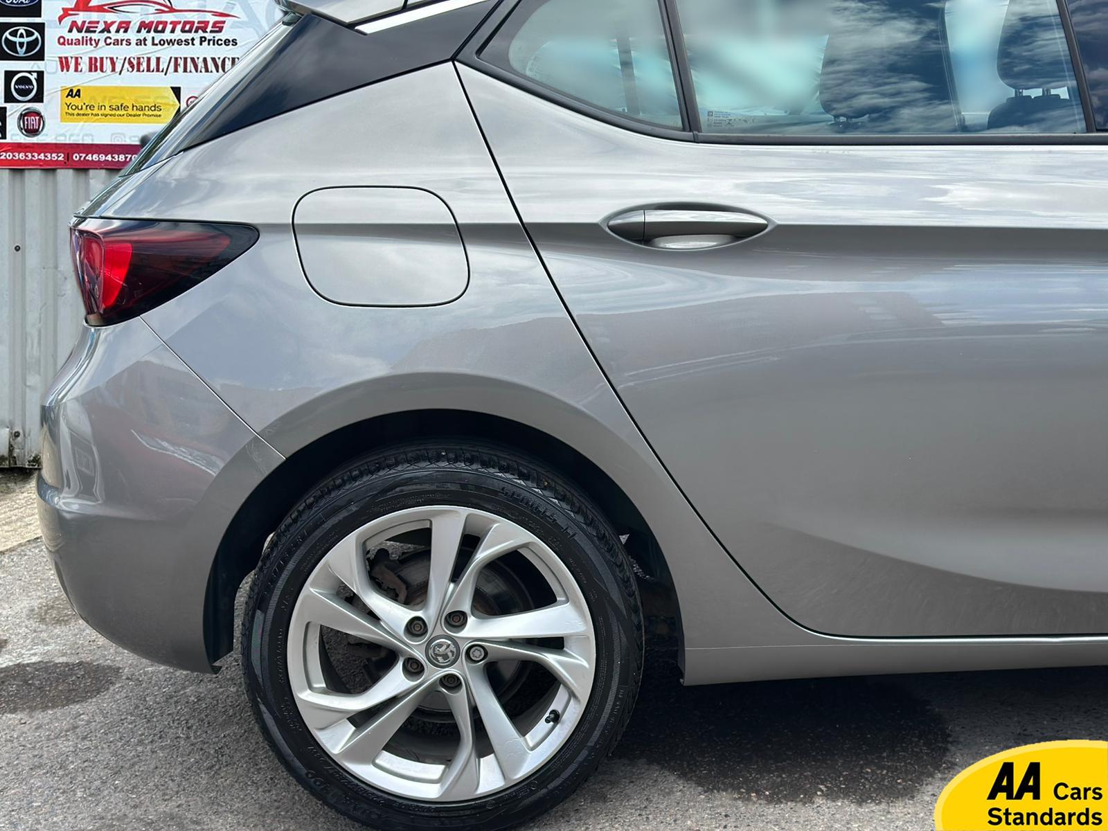 Vauxhall Astra 1.6 CDTi ecoTEC BlueInjection SRi Hatchback 5dr Diesel Manual Euro 6 (110 ps)