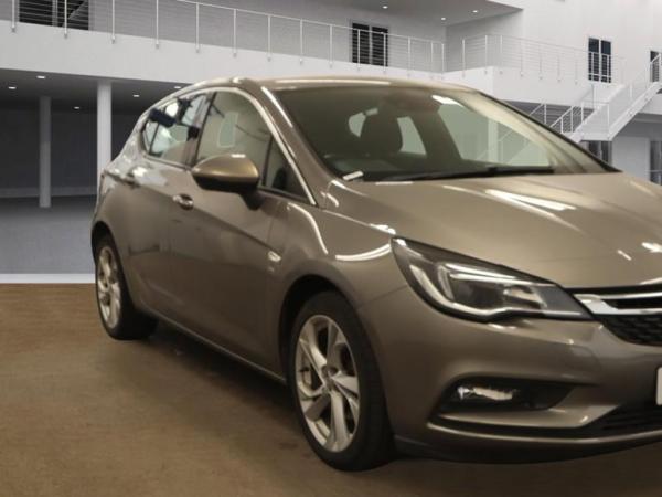 Vauxhall Astra 1.6 CDTi ecoTEC BlueInjection SRi Hatchback 5dr Diesel Manual Euro 6 (110 ps)
