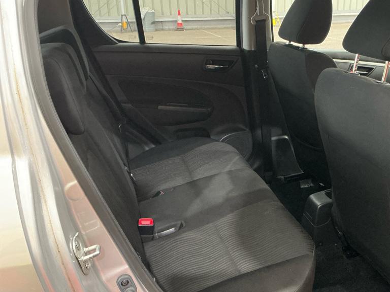 Suzuki Swift 1.2 SZ4 Hatchback 5dr Petrol Auto Euro 5 (94 ps)