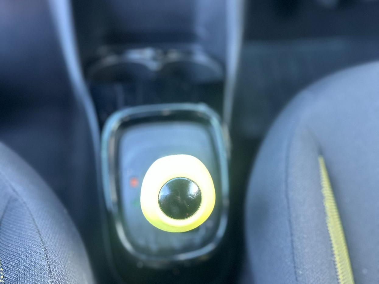 Toyota AYGO 1.0 VVT-i x-cite 3 Yellow Bi-Tone Hatchback 5dr Petrol x-shift Euro 6 (68 ps)