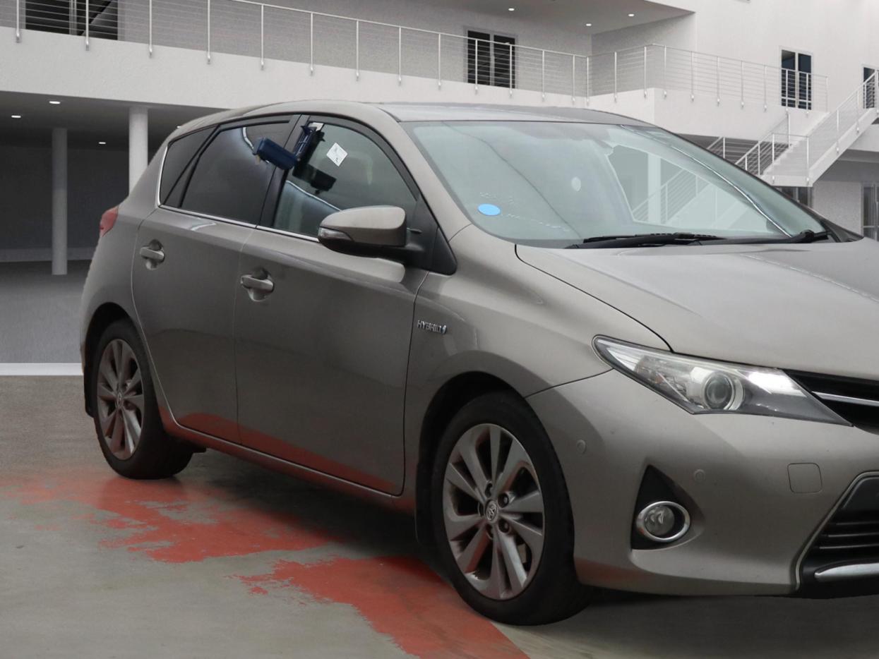 Toyota Auris 1.8 VVT-h Excel Hatchback 5dr Petrol Hybrid CVT Euro 5 (s/s) (136 ps)