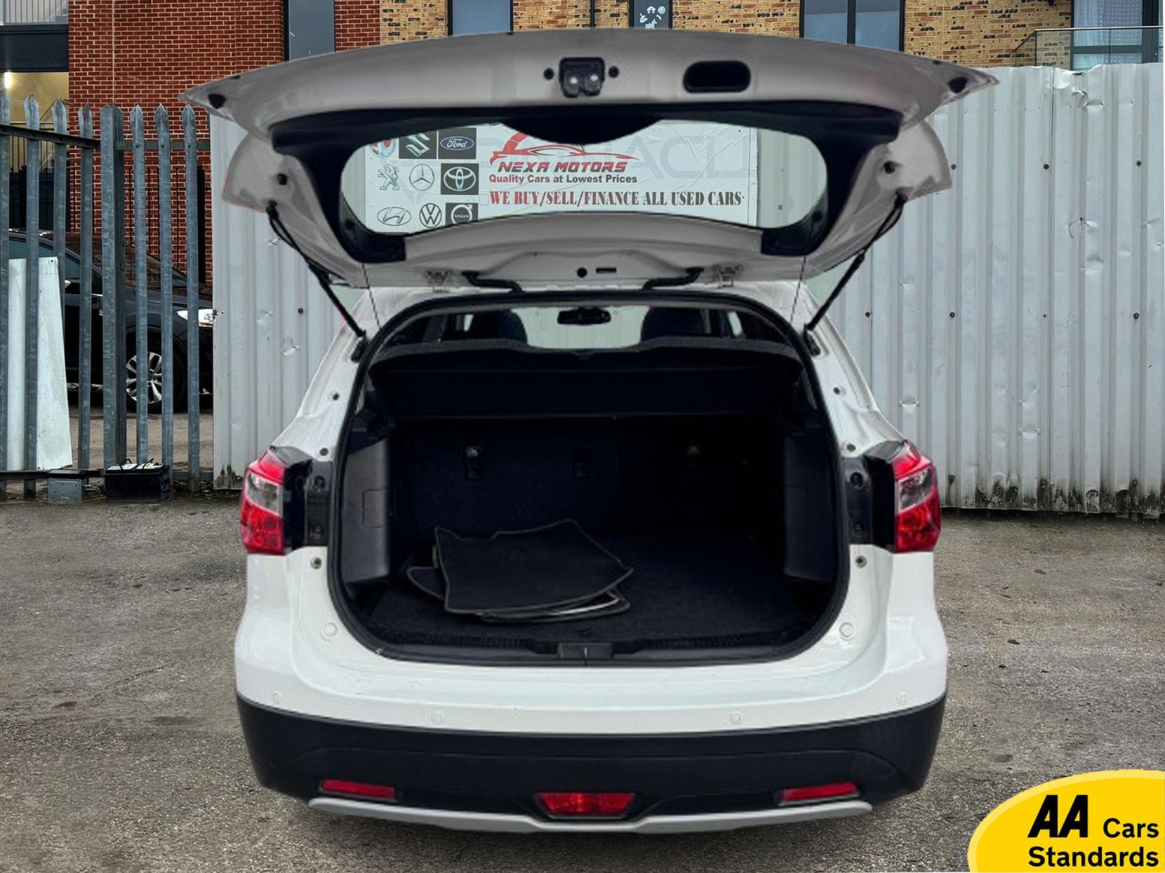 Suzuki SX4 S-Cross 1.6 SZ5 SUV 5dr Petrol Manual ALLGRIP Euro 6 (120 ps)