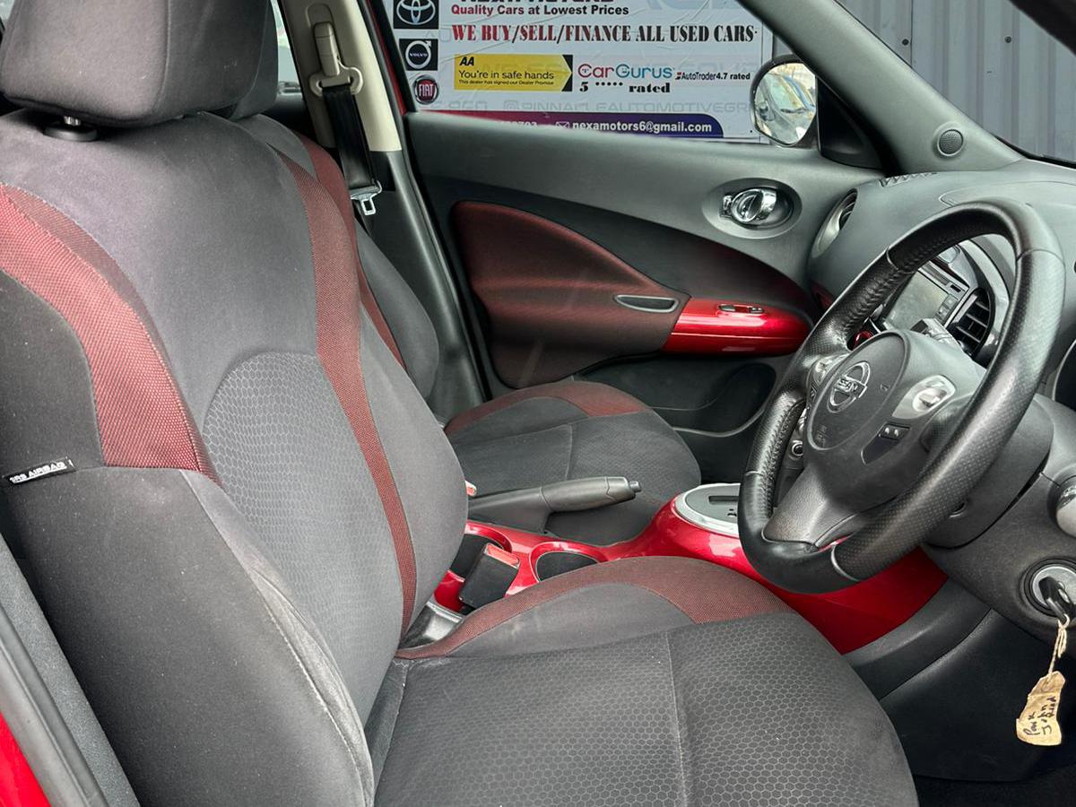 Nissan Juke 1.6 Acenta Premium SUV 5dr Petrol CVT Euro 5 (117 ps)