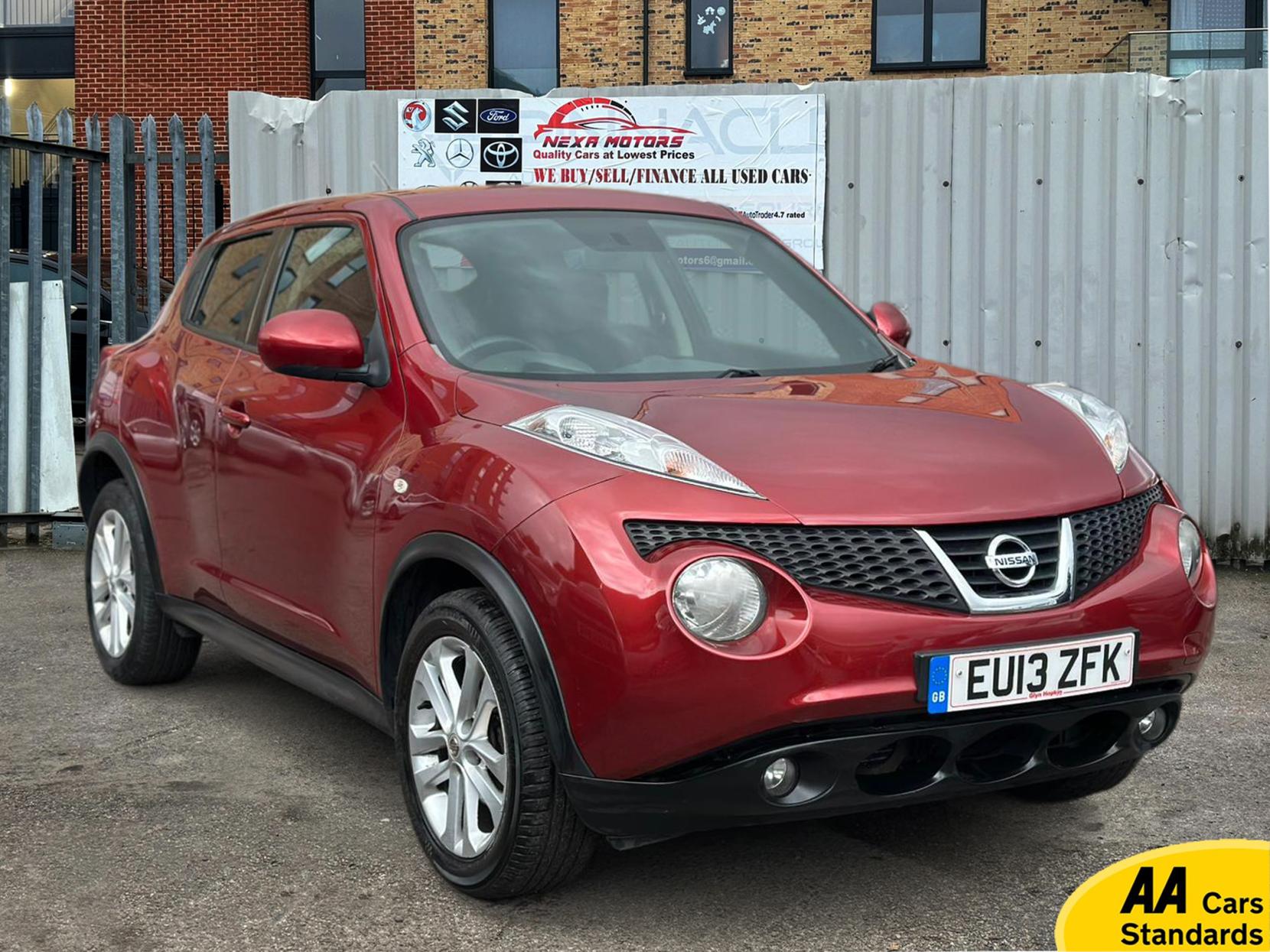 Nissan Juke 1.6 Acenta Premium SUV 5dr Petrol CVT Euro 5 (117 ps)