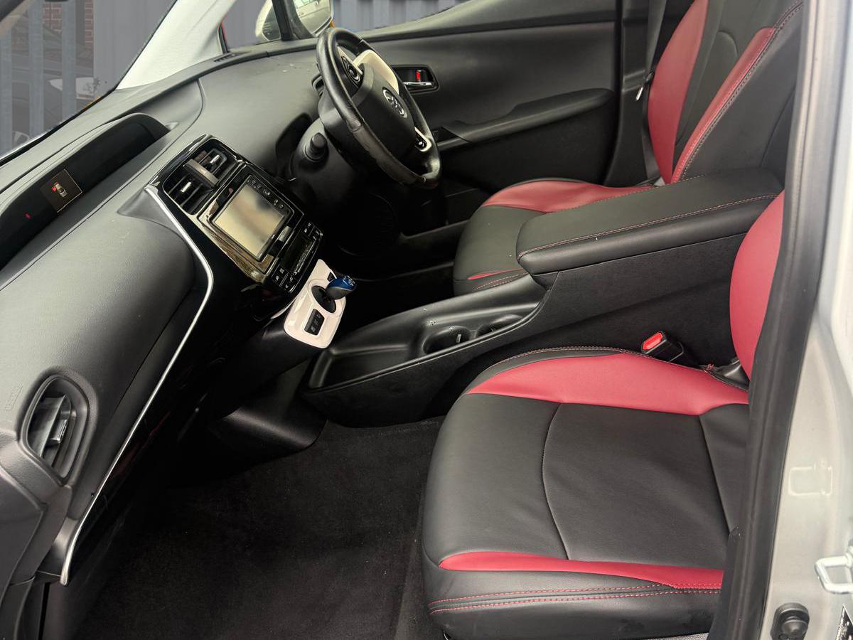 Toyota Prius 1.5 Saloon 4dr Petrol Hybrid CVT (120 g/km, 70 bhp)