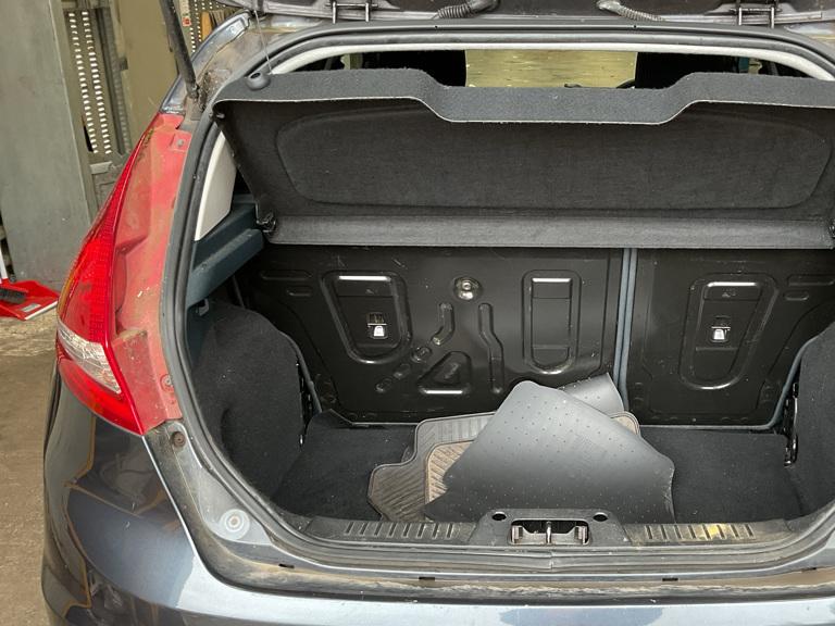 Ford Fiesta 1.4 Titanium Hatchback 5dr Petrol Manual (133 g/km, 94 bhp)