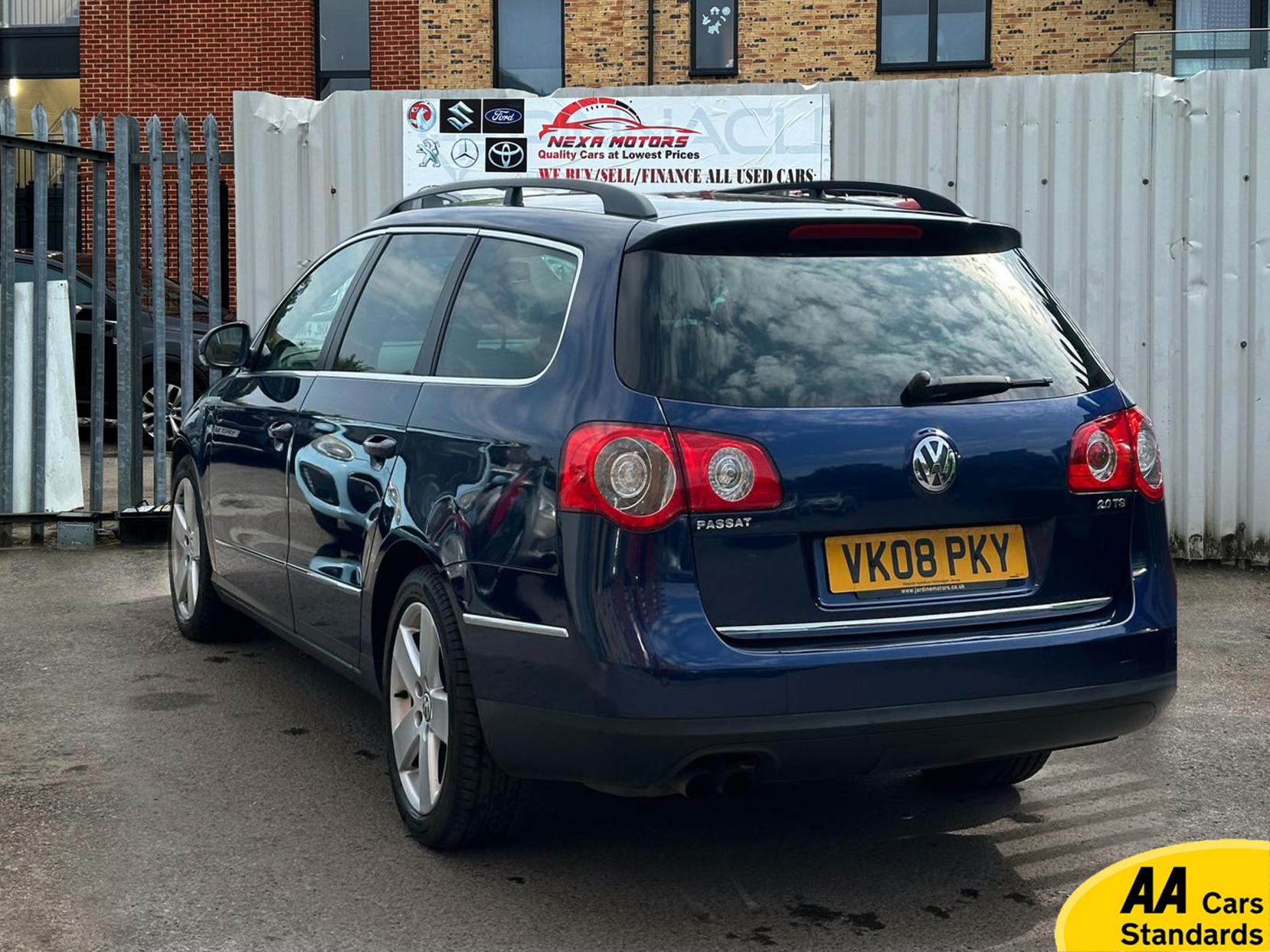 Volkswagen Passat 2.0 TSI Sport Estate 5dr Petrol Tiptronic Euro 4 (200 ps)