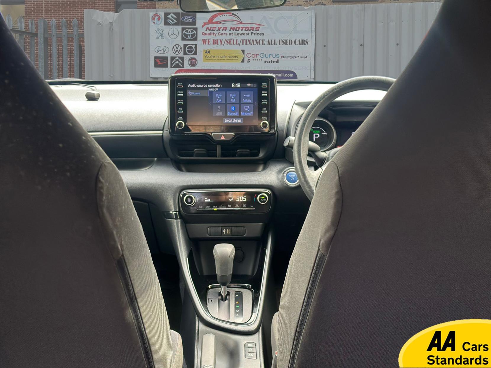 Toyota Yaris 1.5 VVT-h Design Hatchback 5dr Petrol Hybrid E-CVT Euro 6 (s/s) (116 ps)