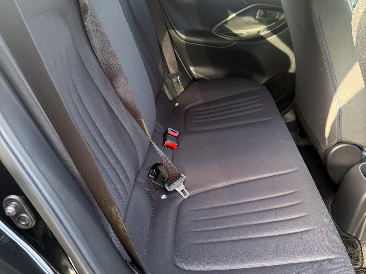 Toyota Yaris 1.5 VVT-h Design Hatchback 5dr Petrol Hybrid E-CVT Euro 6 (s/s) (116 ps)