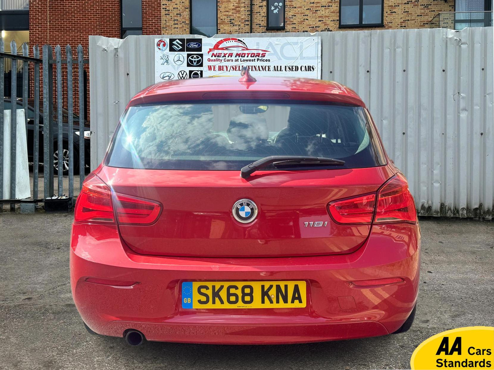 BMW 1 Series 1.5 118i SE Hatchback 5dr Petrol Manual Euro 6 (s/s) (136 ps)