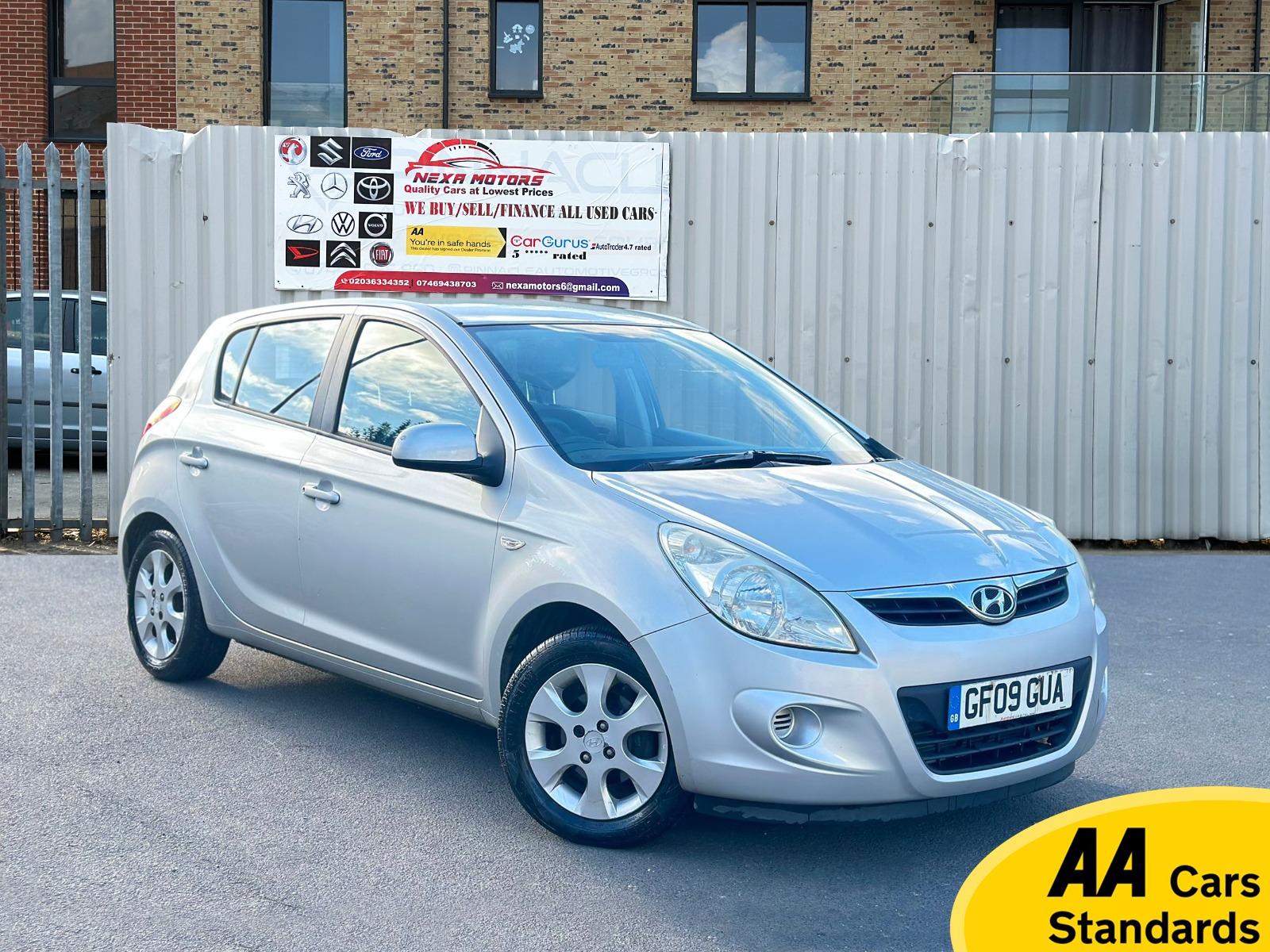 Hyundai i20 1.4 Comfort Hatchback 5dr Petrol Auto Euro 4 (99 bhp)