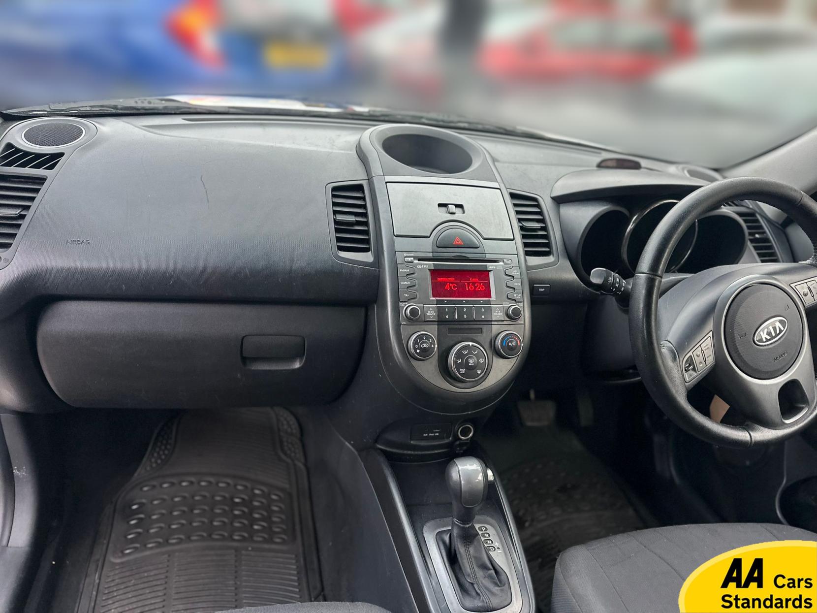 Kia Soul 1.6 CRDi 2 SUV 5dr Diesel Auto Euro 4 (126 bhp)