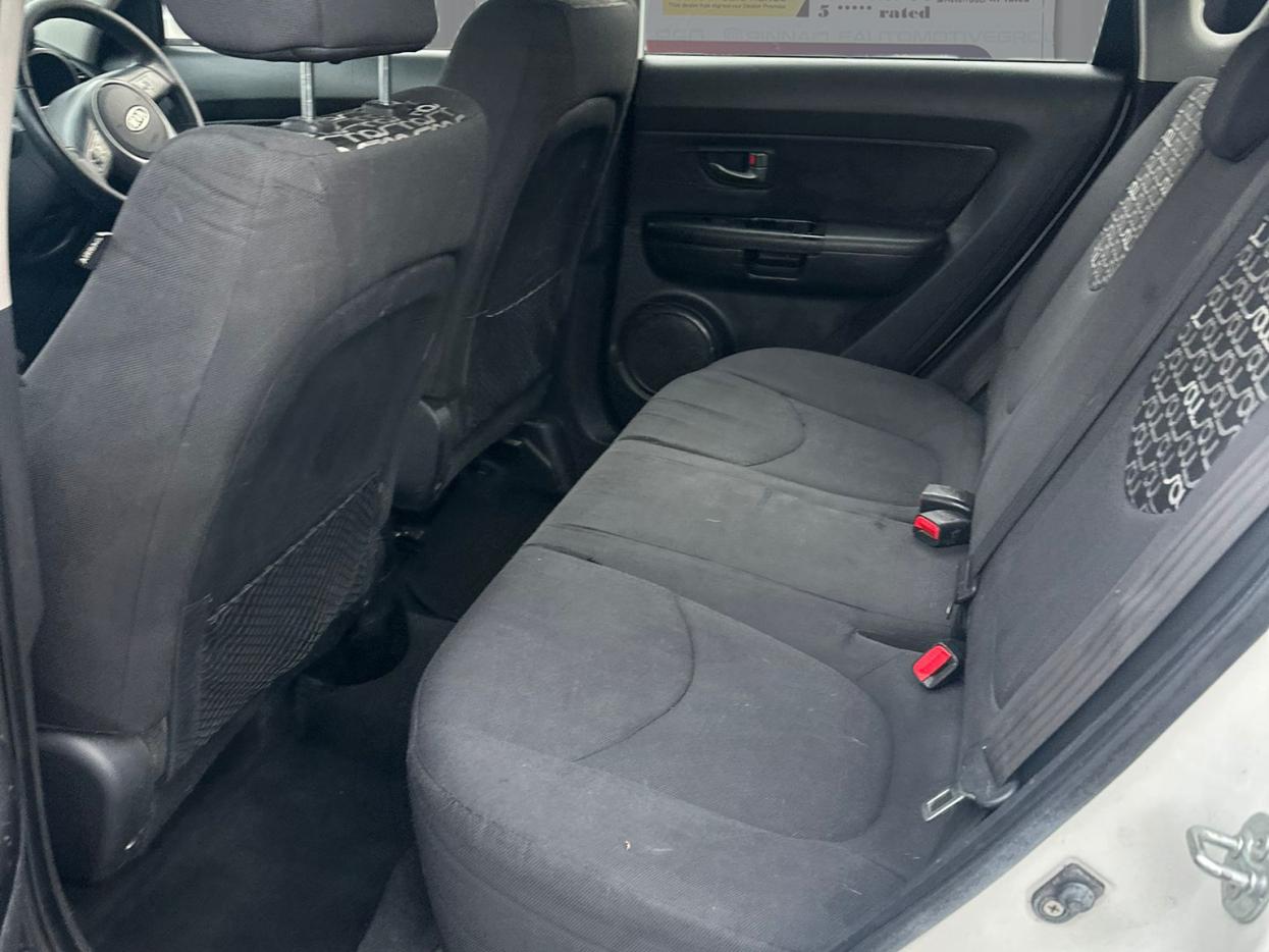 Kia Soul 1.6 CRDi 2 SUV 5dr Diesel Auto Euro 4 (126 bhp)