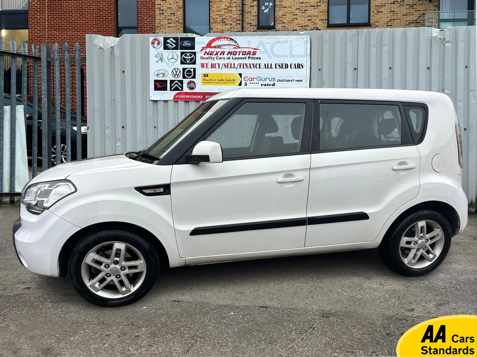 Kia Soul 1.6 CRDi 2 SUV 5dr Diesel Auto Euro 4 (126 bhp)