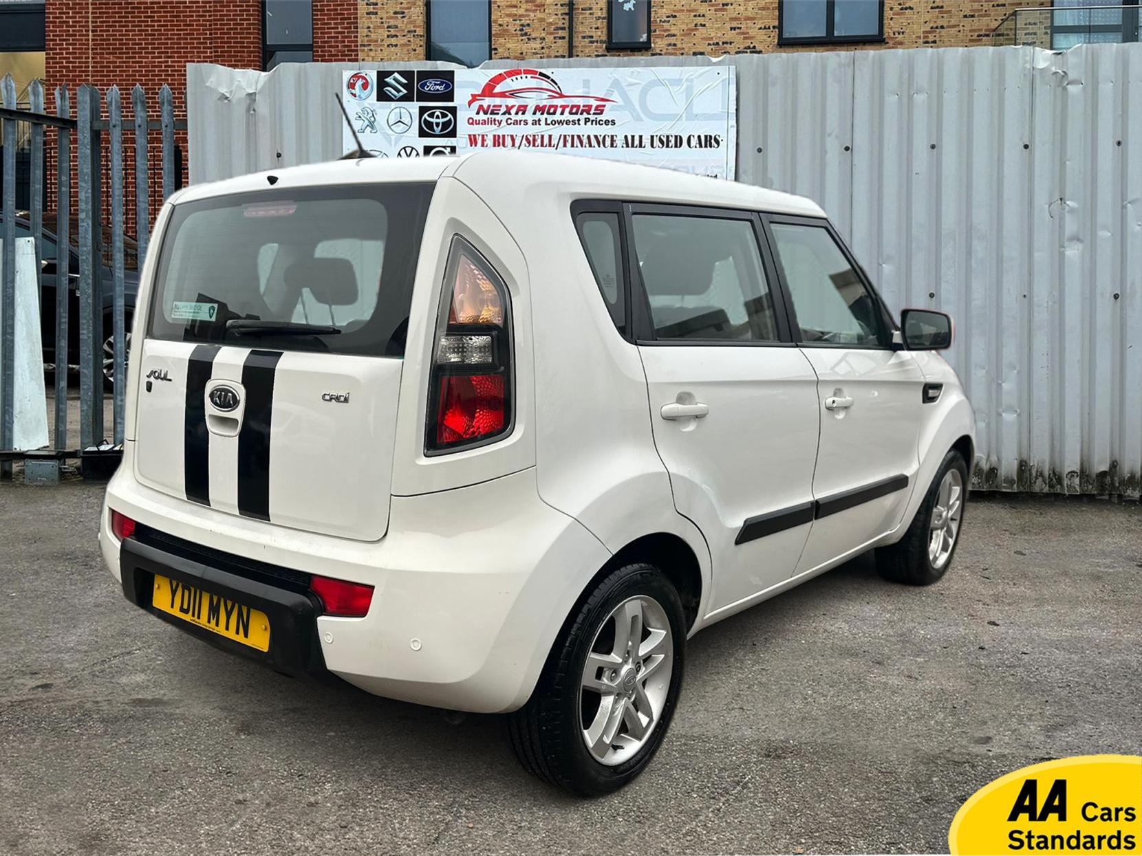 Kia Soul 1.6 CRDi 2 SUV 5dr Diesel Auto Euro 4 (126 bhp)