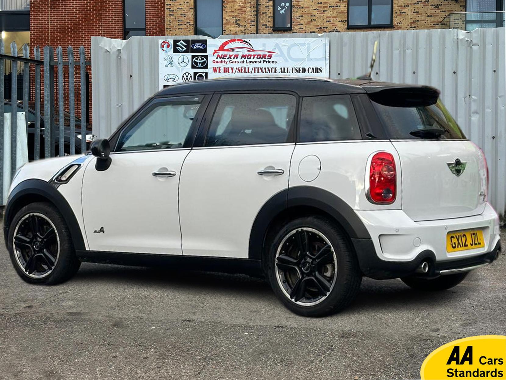 MINI Countryman 2.0 Cooper SD SUV 5dr Diesel Auto ALL4 Euro 5 (143 ps)