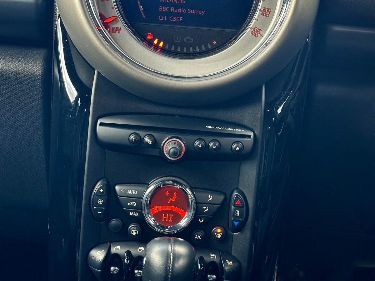 MINI Countryman 2.0 Cooper SD SUV 5dr Diesel Auto ALL4 Euro 5 (143 ps)