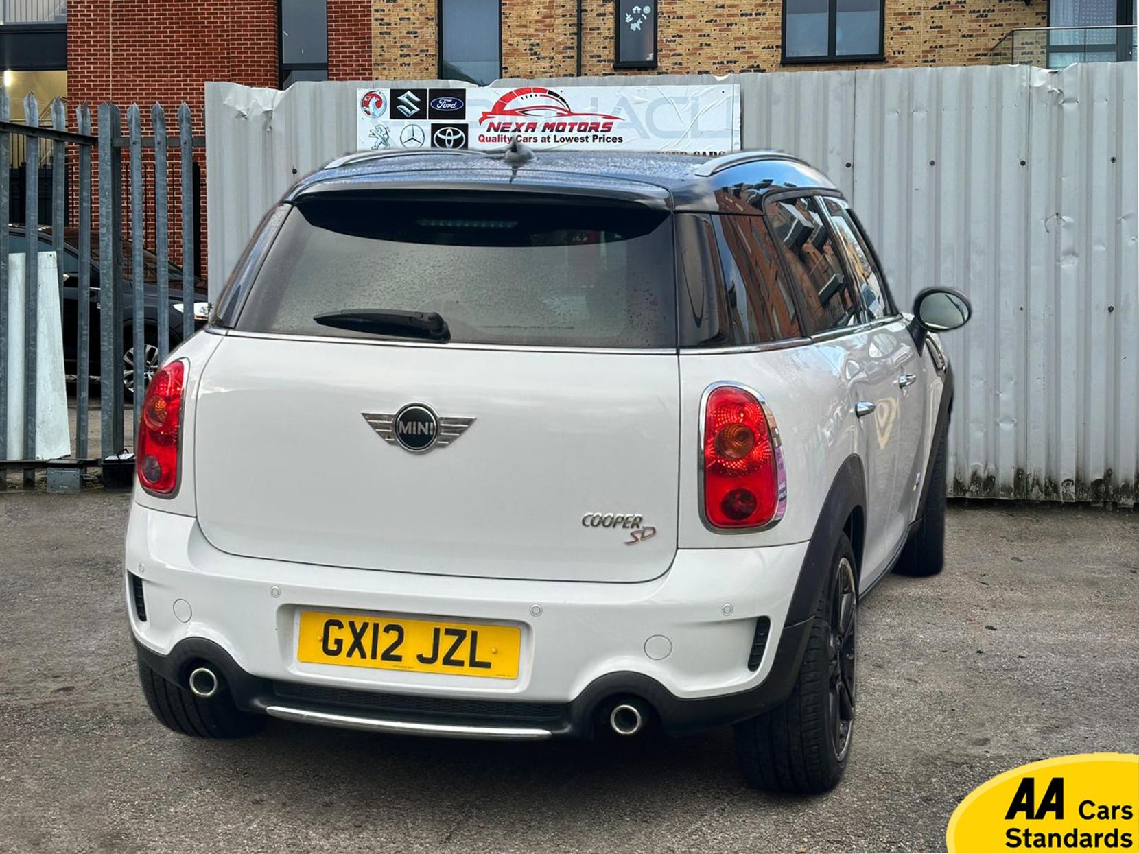 MINI Countryman 2.0 Cooper SD SUV 5dr Diesel Auto ALL4 Euro 5 (143 ps)