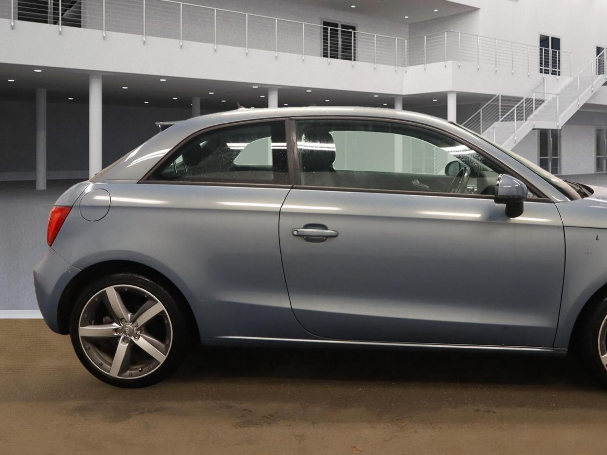 Audi A1 1.4 TFSI Sport Hatchback 3dr Petrol S Tronic Euro 5 (s/s) (122 ps)