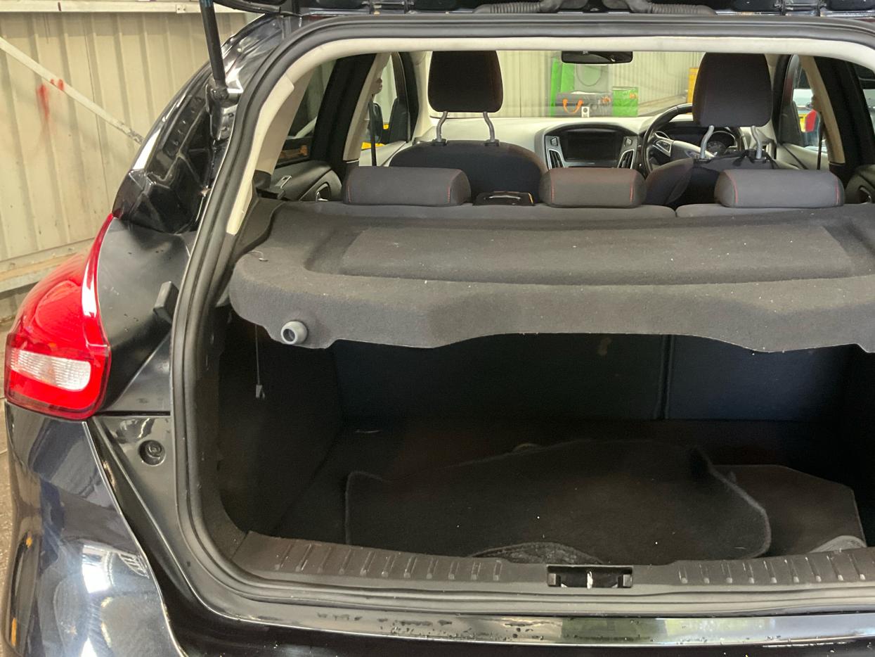 Ford Focus 1.5T EcoBoost Zetec S Black Edition Hatchback 5dr Petrol Manual Euro 6 (s/s) (182 ps)