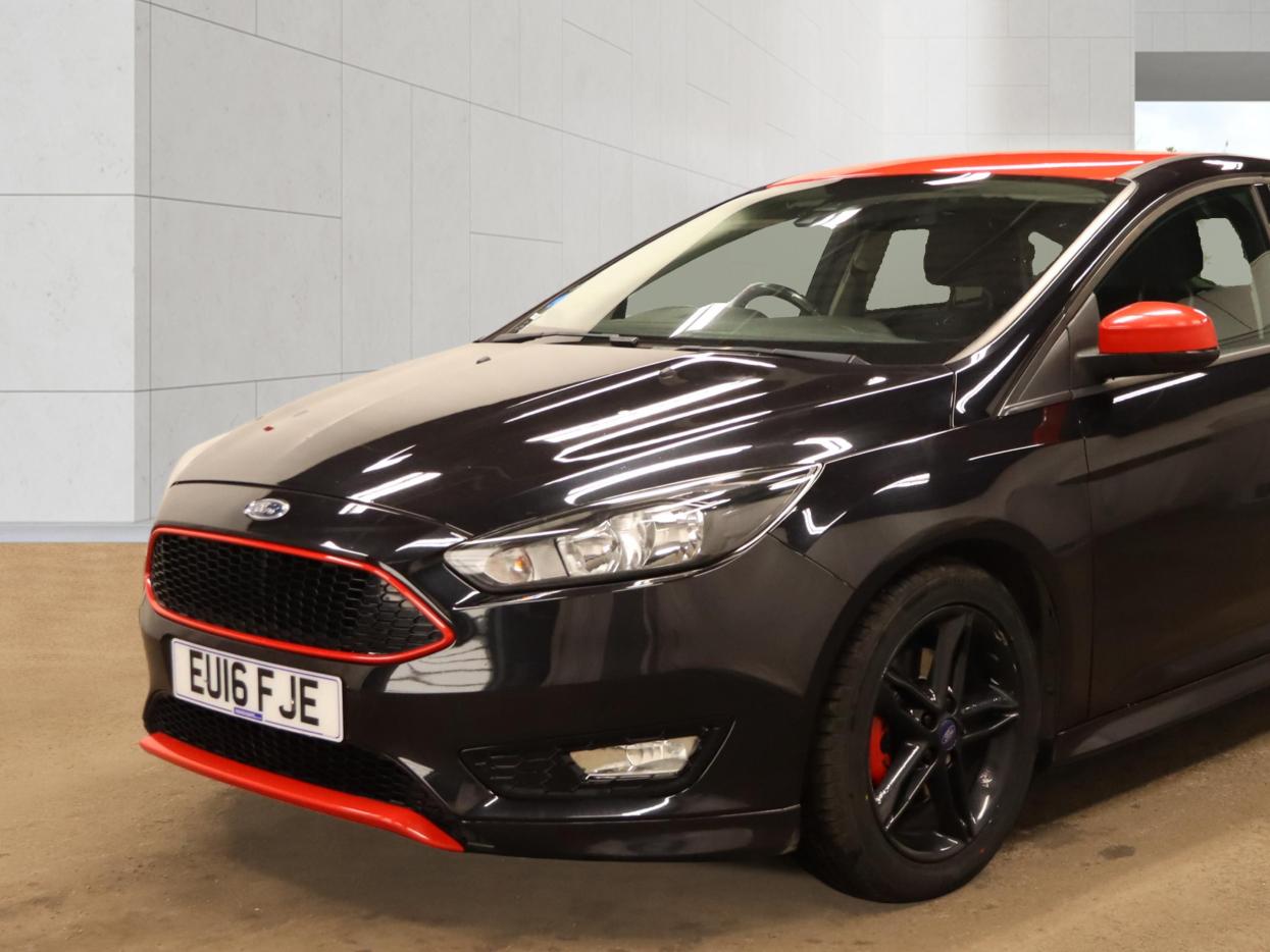 Ford Focus 1.5T EcoBoost Zetec S Black Edition Hatchback 5dr Petrol Manual Euro 6 (s/s) (182 ps)