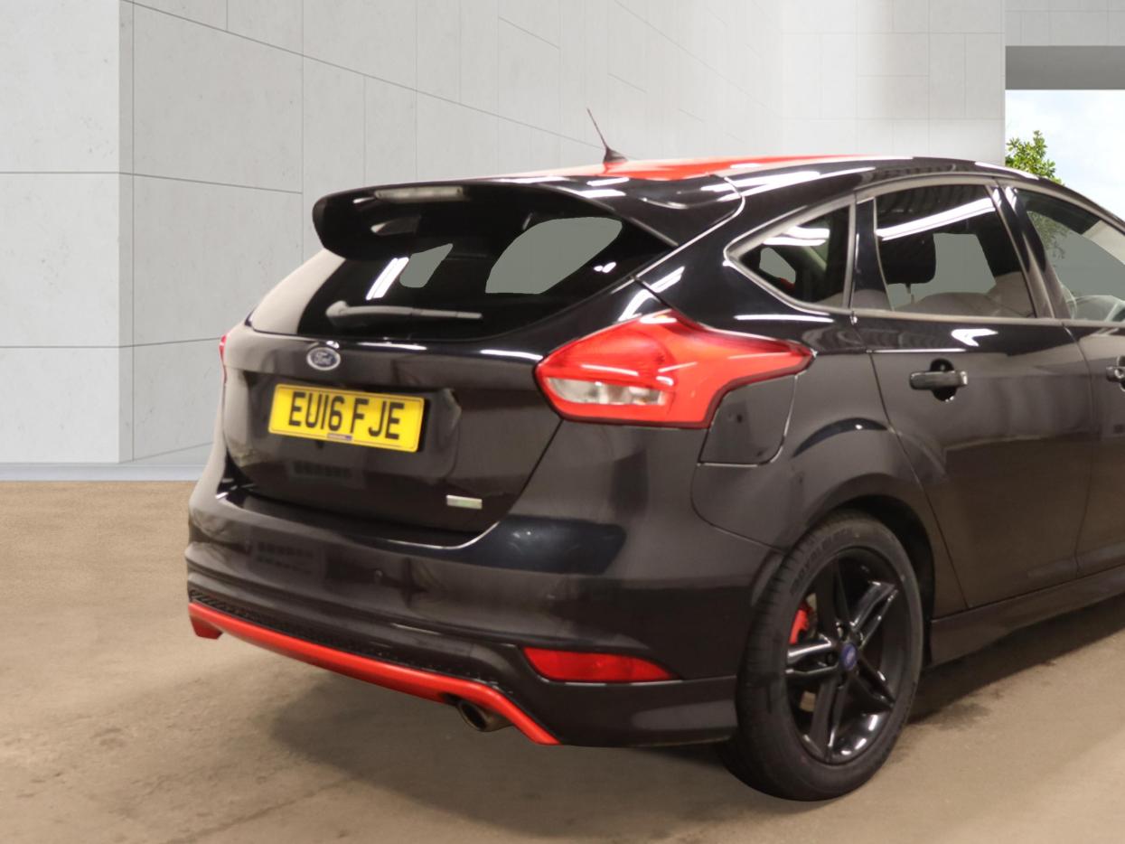 Ford Focus 1.5T EcoBoost Zetec S Black Edition Hatchback 5dr Petrol Manual Euro 6 (s/s) (182 ps)