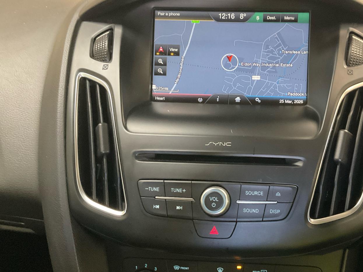 Ford Focus 1.5T EcoBoost Zetec S Black Edition Hatchback 5dr Petrol Manual Euro 6 (s/s) (182 ps)