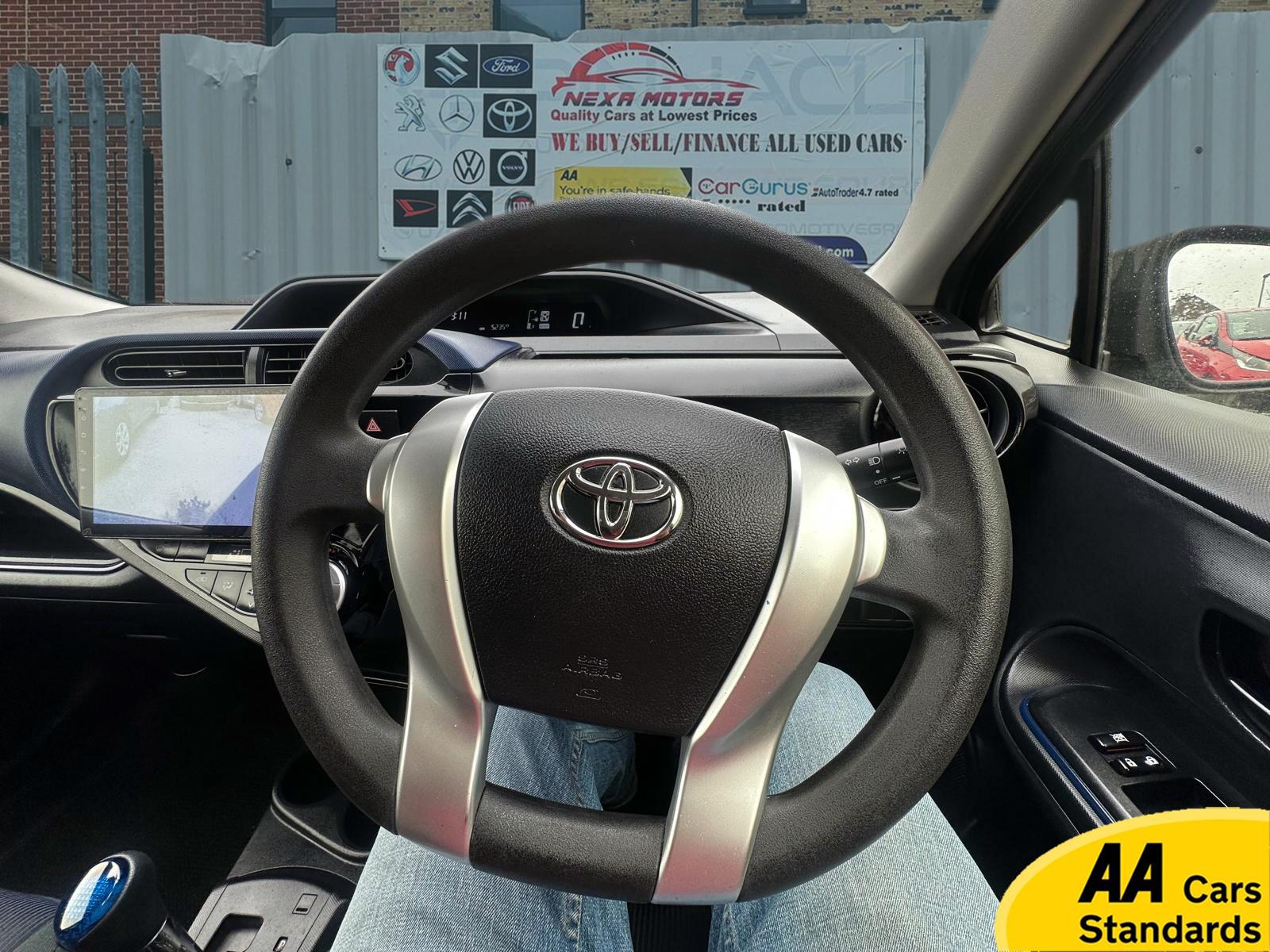 Toyota Yaris 1.5 VVT-h Icon Hatchback 5dr Petrol Hybrid E-CVT Euro 6 (101 ps)