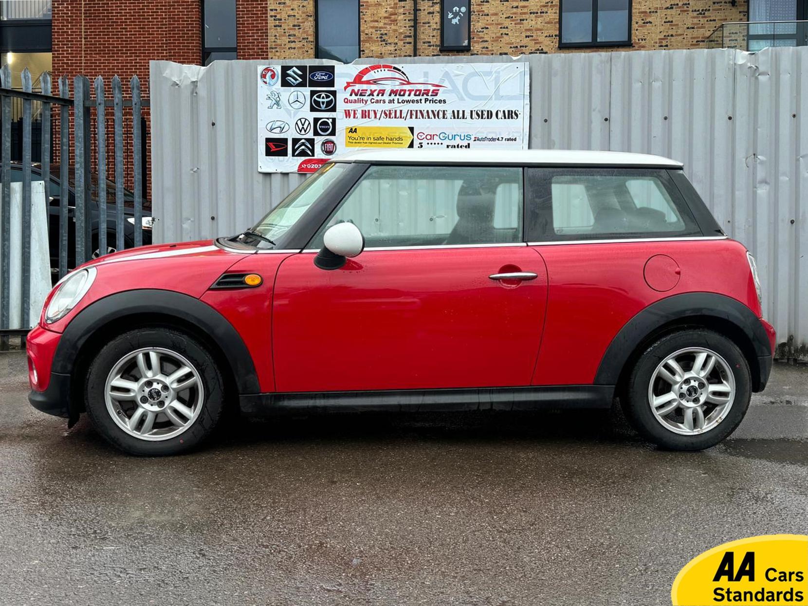 MINI Hatch 1.6 Cooper Hatchback 3dr Petrol Manual Euro 5 (s/s) (122 ps)