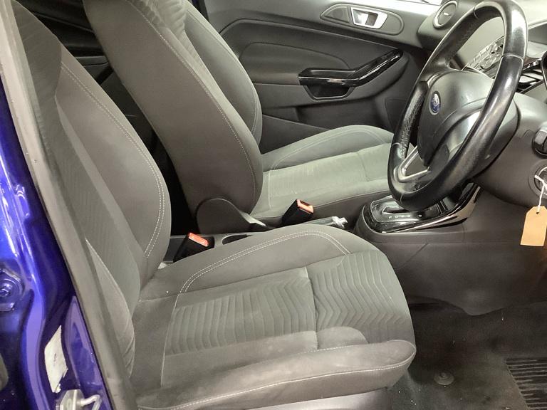 Ford Fiesta 1.6 Zetec Hatchback 5dr Petrol Powershift Euro 6 (105 ps)