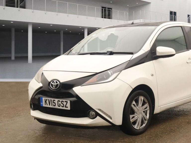 Toyota AYGO 1.0 VVT-i x-pression Hatchback 5dr Petrol x-shift Euro 5 Euro 5 (68 ps)