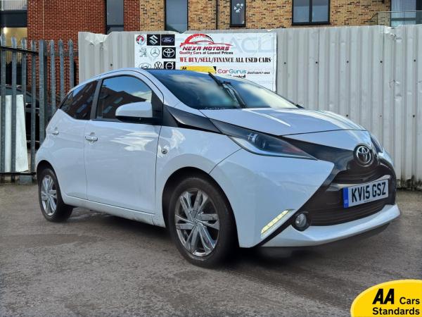 Toyota AYGO 1.0 VVT-i x-pression Hatchback 5dr Petrol x-shift Euro 5 Euro 5 (68 ps)