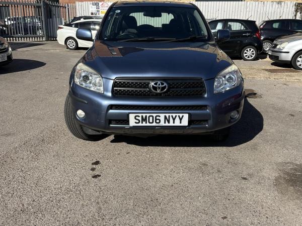 Toyota RAV4 2.0 XT4 SUV 5dr Petrol Automatic 4WD (212 g/km, 150 bhp)