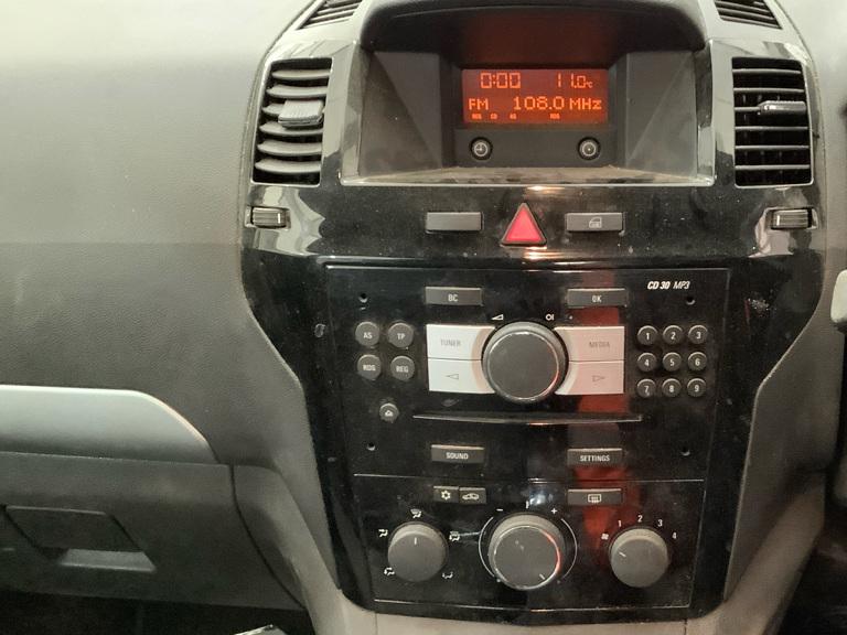 Vauxhall Zafira 1.6 16V Exclusiv MPV 5dr Petrol Manual Euro 5 (115 ps)