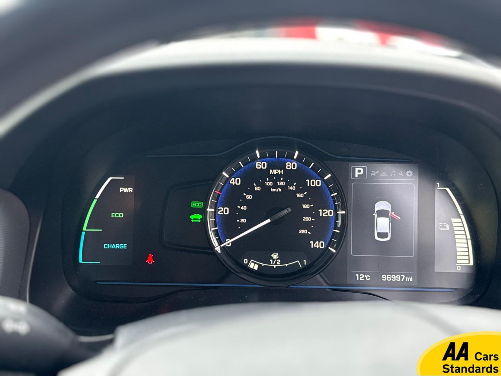 Hyundai IONIQ 1.6 h-GDi SE Hatchback 5dr Petrol Hybrid DCT Euro 6 (s/s) (141 ps)