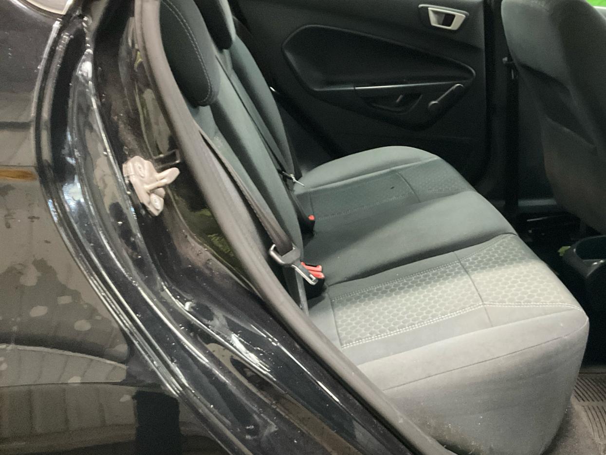 Ford Fiesta 1.4 Zetec Hatchback 5dr Petrol Automatic (154 g/km, 94 bhp)